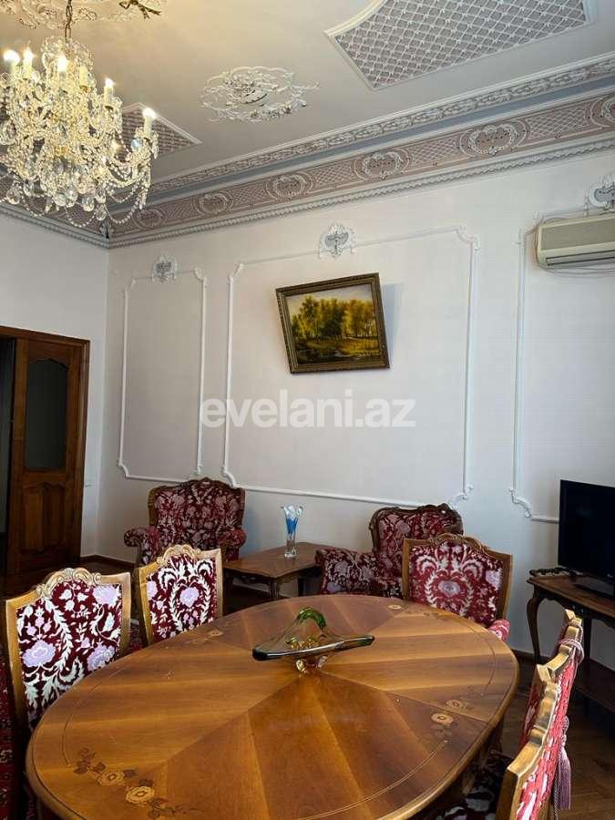 Rent, old building, 4 room, 152 m², Baku, Sabail r, Icheri Sheher m.