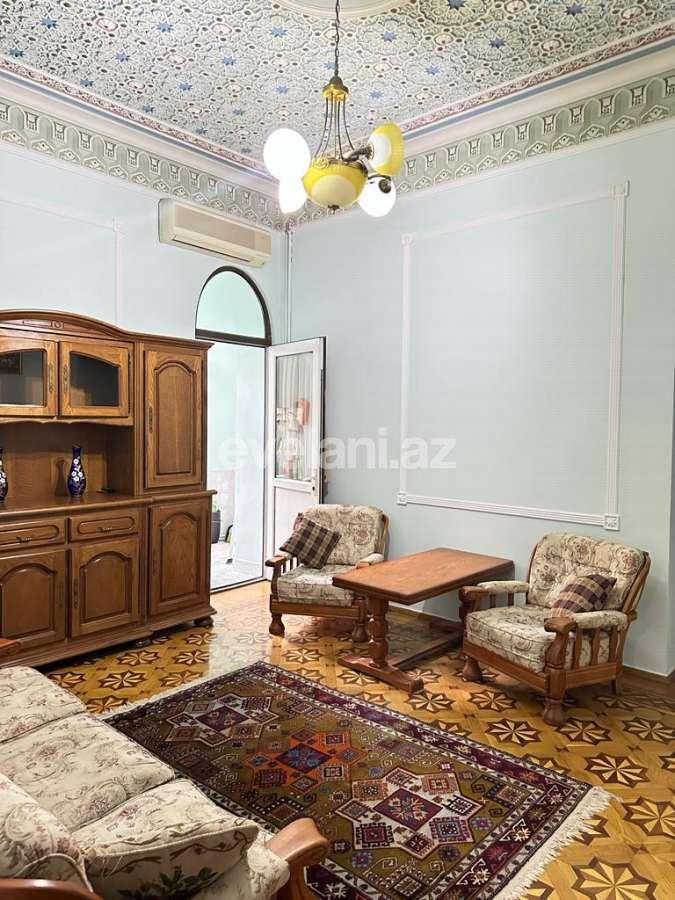 Rent, old building, 4 room, 152 m², Baku, Sabail r, Icheri Sheher m.
