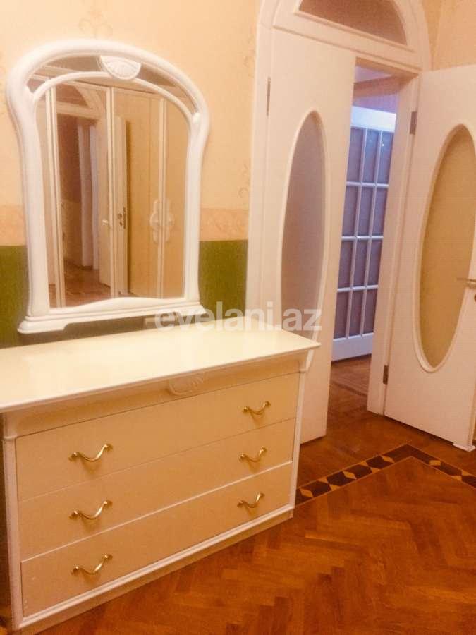 Сдаётся, вторичка, 2-комнаты, 70 m², Баку, Сабаильский r, Сахил m.