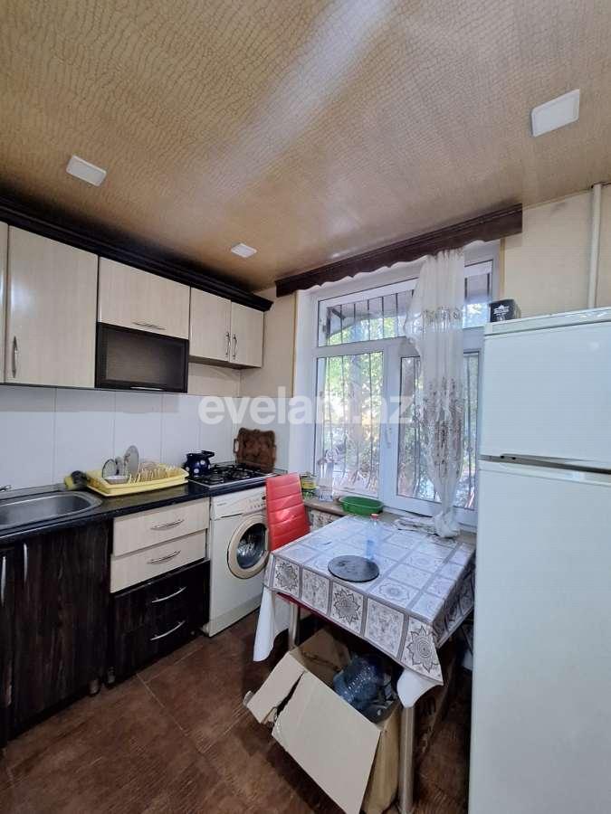 Kirayə verilir, köhnə tikili, 2 otaqlı, 50 m², Bakı, Yasamal r, Elmlər Akademiyası m.