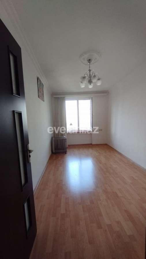 Rent, old building, 3 room, 75 m², Baku, Yasamal r, Inshaatchilar m.