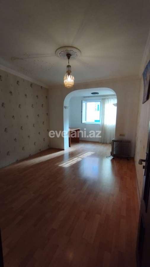 Rent, old building, 3 room, 75 m², Baku, Yasamal r, Inshaatchilar m.