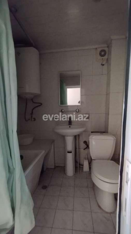 Rent, old building, 3 room, 75 m², Baku, Yasamal r, Inshaatchilar m.