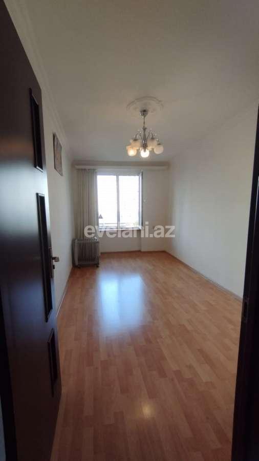 Rent, old building, 3 room, 75 m², Baku, Yasamal r, Inshaatchilar m.