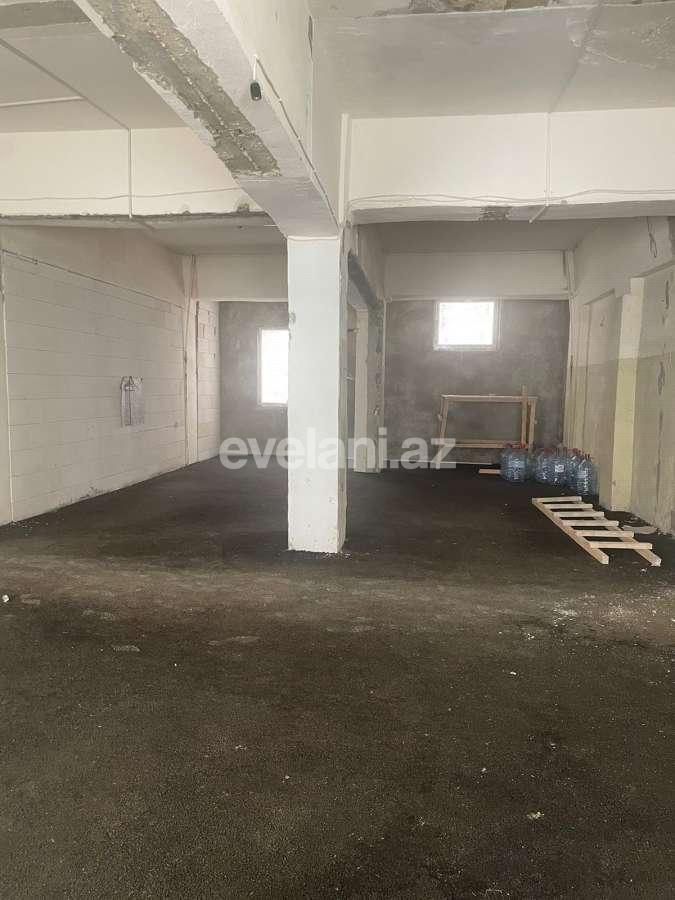 Kirayə verilir, obyekt, 300 m², Bakı, Suraxanı r, Massiv D q.