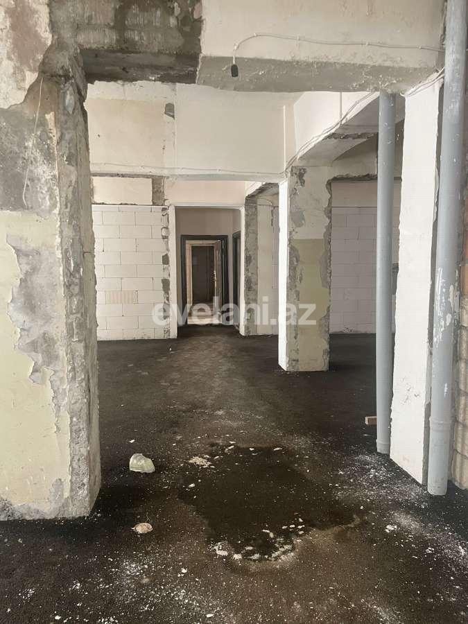 Kirayə verilir, obyekt, 300 m², Bakı, Suraxanı r, Massiv D q.