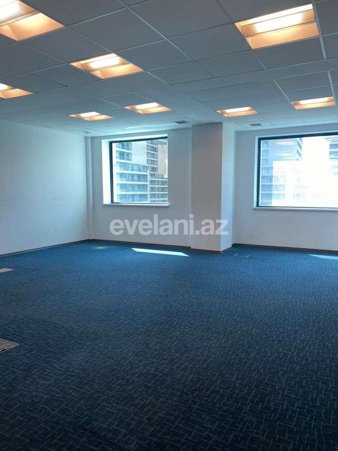 Kirayə verilir, ofis, 7 otaqlı, 300 m², Bakı, Yasamal r, Elmlər Akademiyası m.