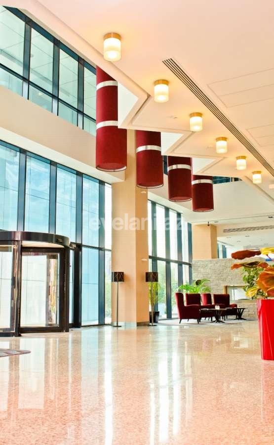 Kirayə verilir, ofis, 7 otaqlı, 300 m², Bakı, Yasamal r, Elmlər Akademiyası m.