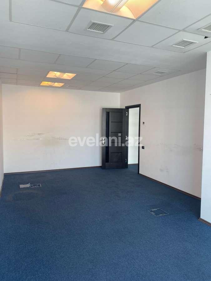 Kirayə verilir, ofis, 7 otaqlı, 300 m², Bakı, Yasamal r, Elmlər Akademiyası m.