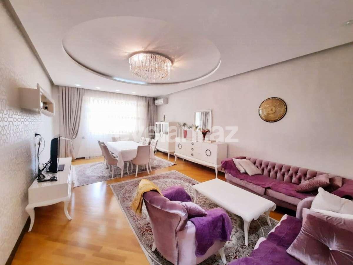 Satılır, yeni tikili, 4 otaqlı, 180 m², Bakı, Nizami r, Qara Qarayev m.