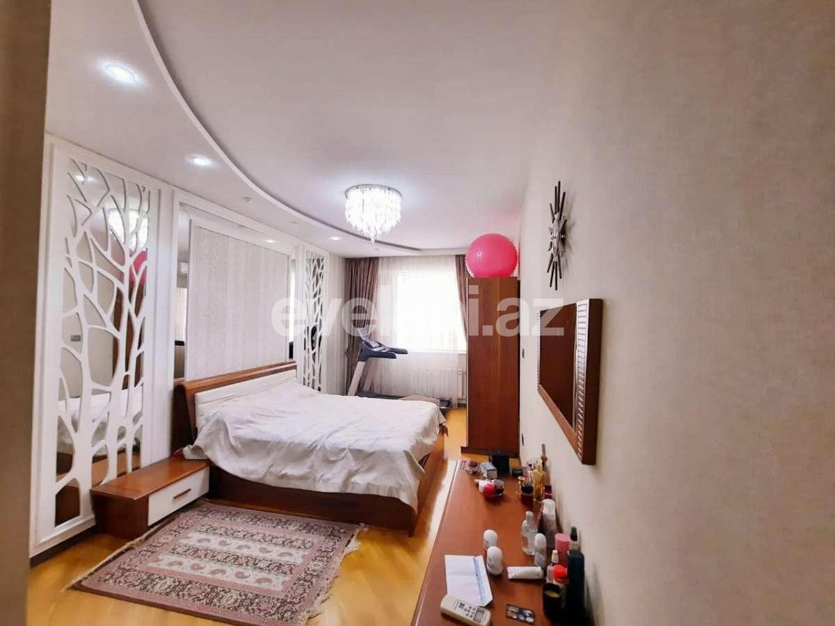 Satılır, yeni tikili, 4 otaqlı, 180 m², Bakı, Nizami r, Qara Qarayev m.
