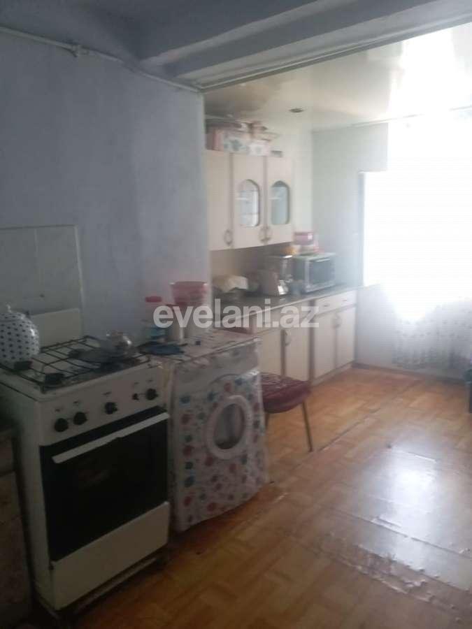 Satılır, köhnə tikili, 3 otaqlı, 48 m², Bakı, Yasamal r, İnşaatçılar m.