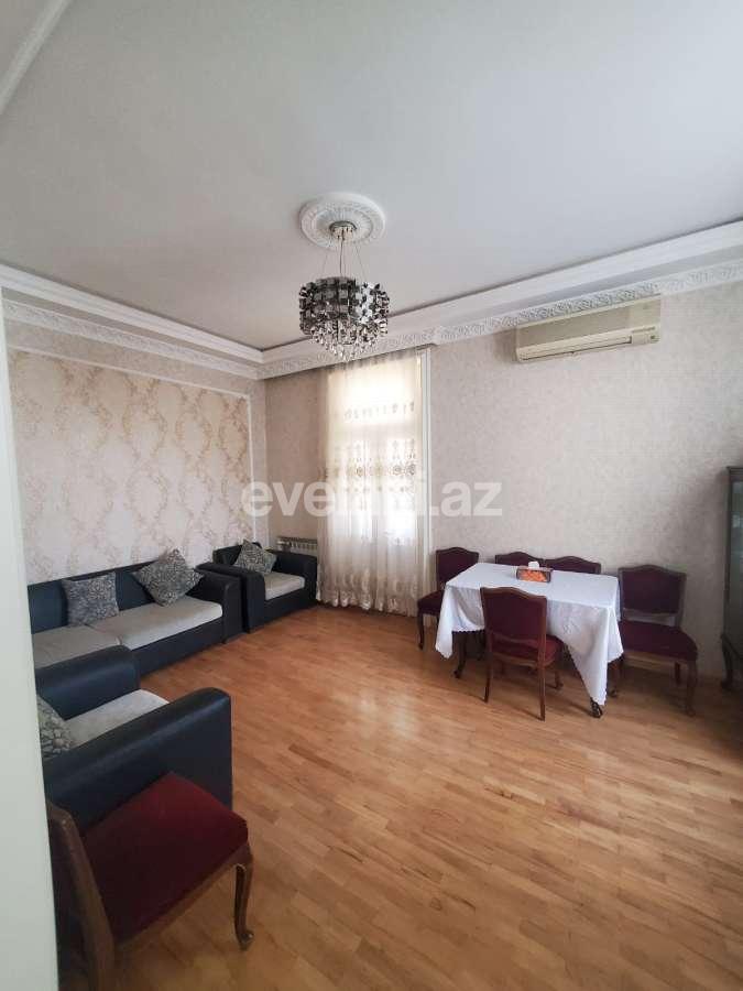 Satılır, köhnə tikili, 2 otaqlı, 65 m², Bakı, Səbail r, Sahil m.