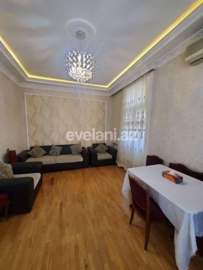 Satılır, köhnə tikili, 2 otaqlı, 65 m², Bakı, Səbail r, Sahil m.