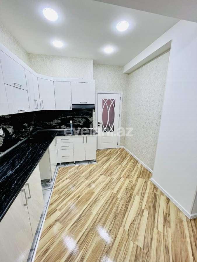 Satılır, yeni tikili, 2 otaqlı, 70 m², Bakı, Nizami r, Qara Qarayev m.
