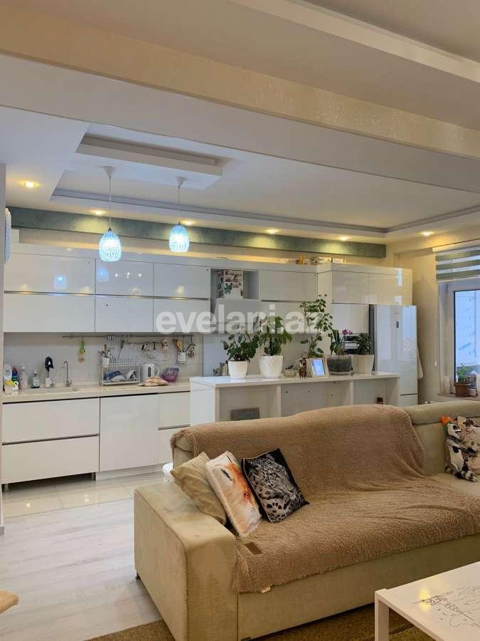 Kirayə verilir, yeni tikili, 2 otaqlı, 100 m², Bakı, Nizami r, 8-ci kilometr q, Neftçilər m.