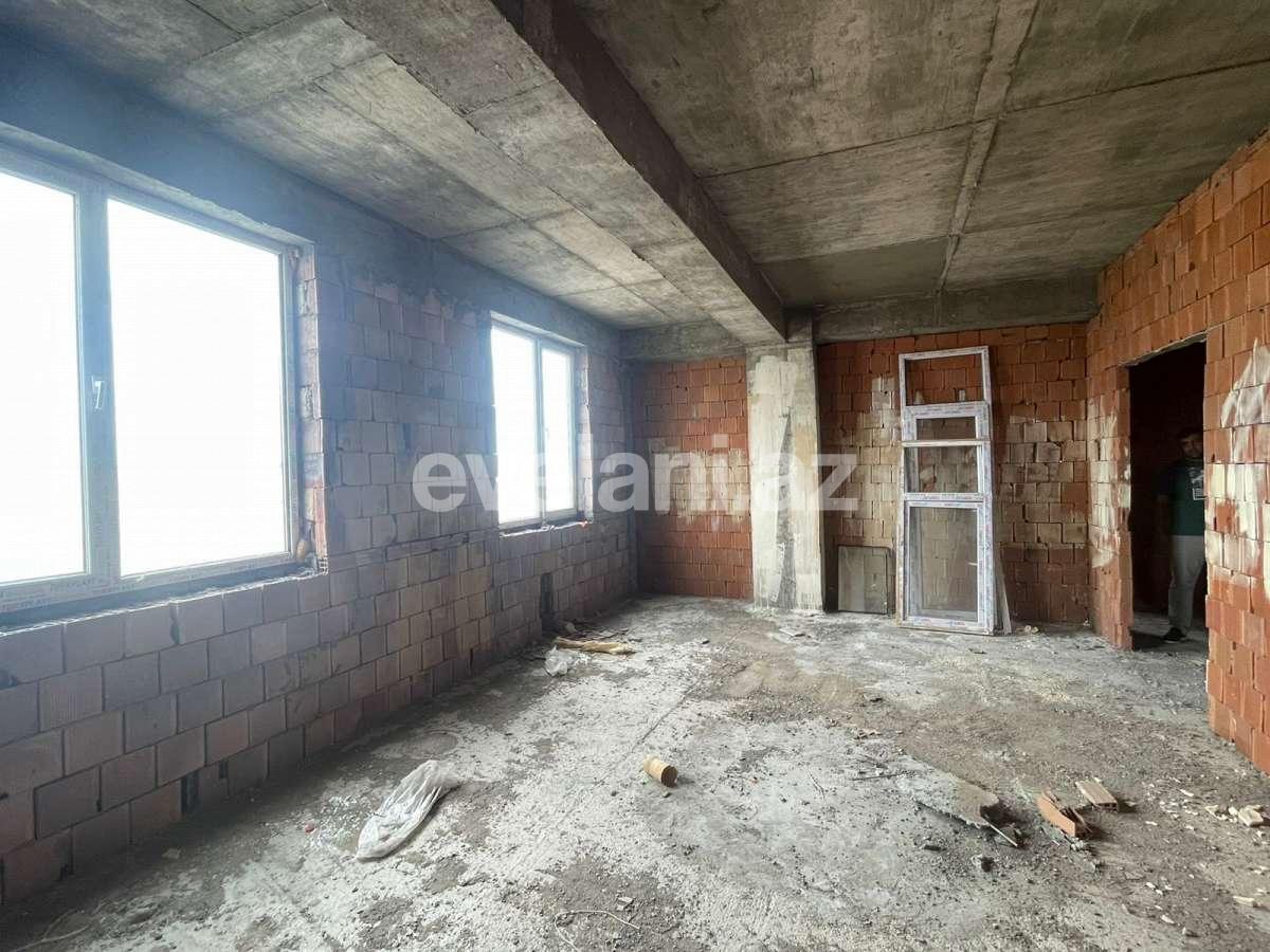 Satılır, yeni tikili, 4 otaqlı, 186 m², Bakı, Nizami r, Qara Qarayev m.