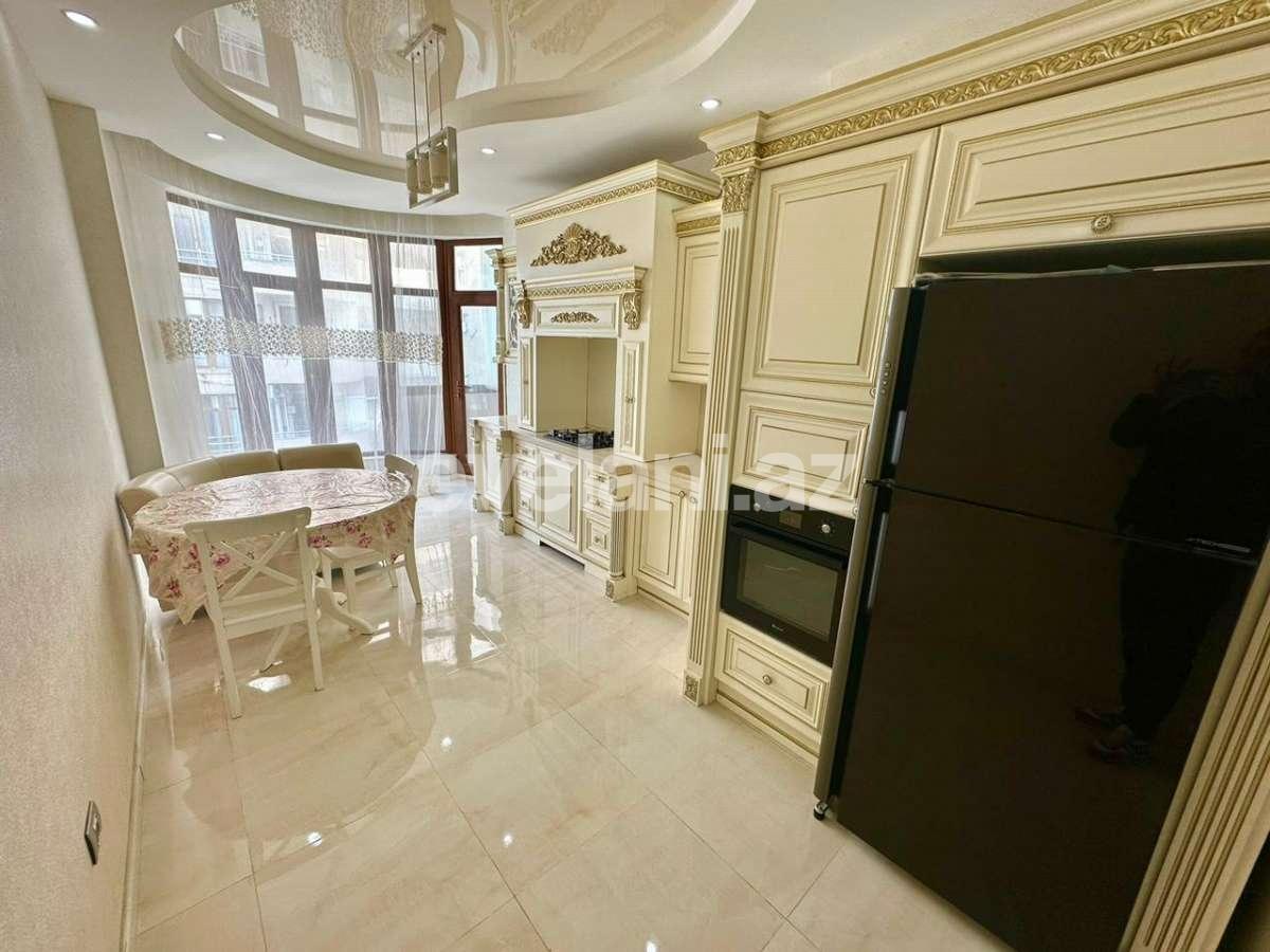 Satılır, yeni tikili, 4 otaqlı, 192 m², Bakı, Xətai r, Şah İsmayıl Xətai m.