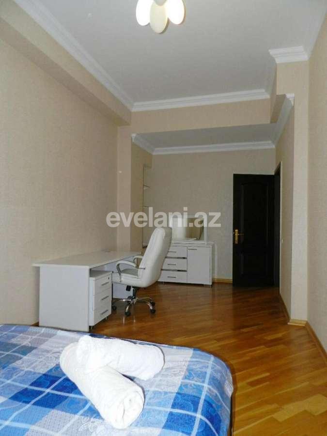 Satılır, yeni tikili, 4 otaqlı, 216 m², Bakı, Nəsimi r.