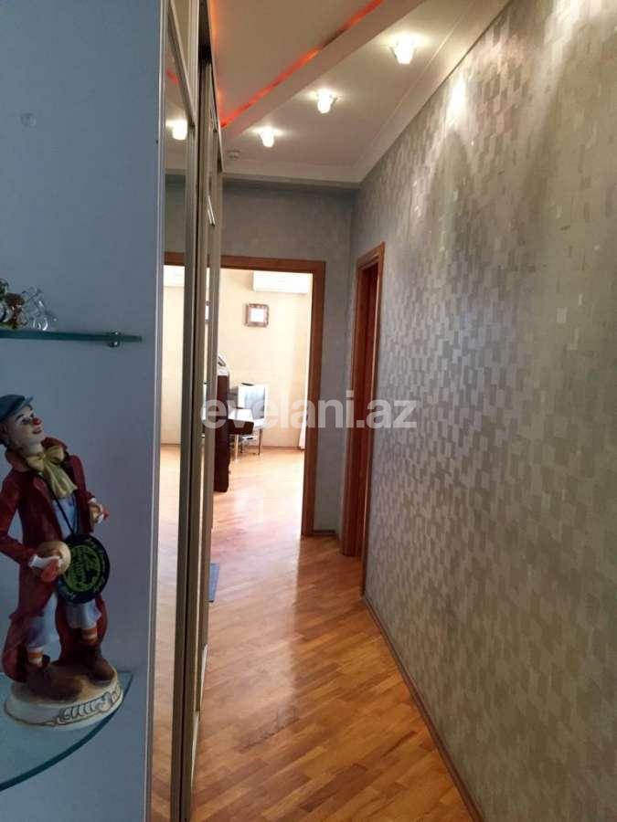 Sale, old building, 2 room, 85 m², Baku, Sabail r.