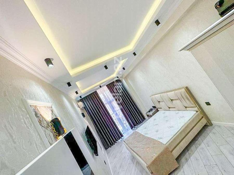 Kirayə verilir, yeni tikili, 2 otaqlı, 70 m², Bakı, Nizami r, Qara Qarayev m.