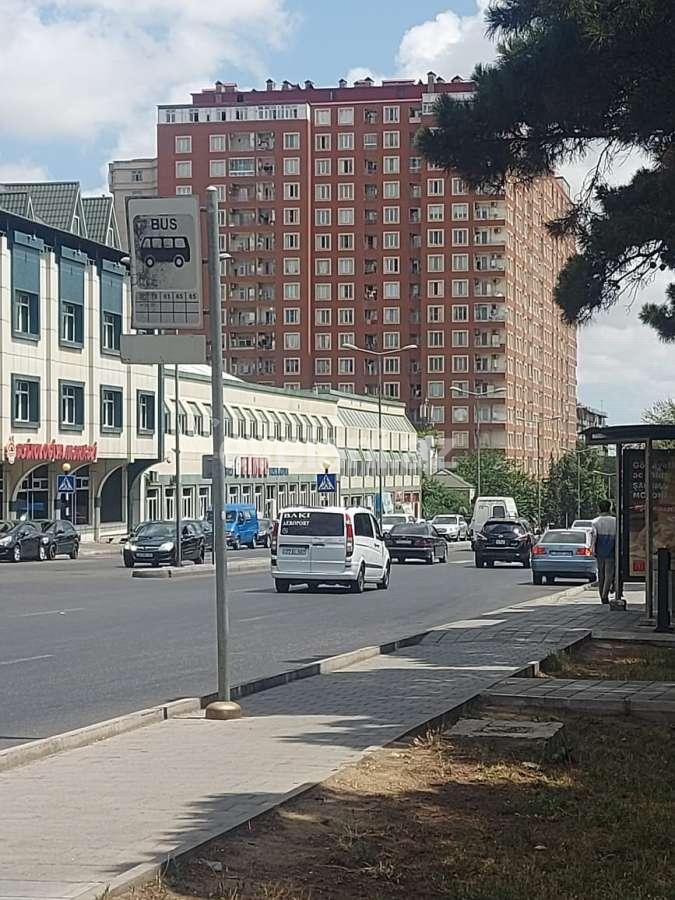 Kirayə verilir, köhnə tikili, 3 otaqlı, 61 m², Bakı, Binəqədi r, 9-cu mikrorayon q, Memar Əcəmi m.