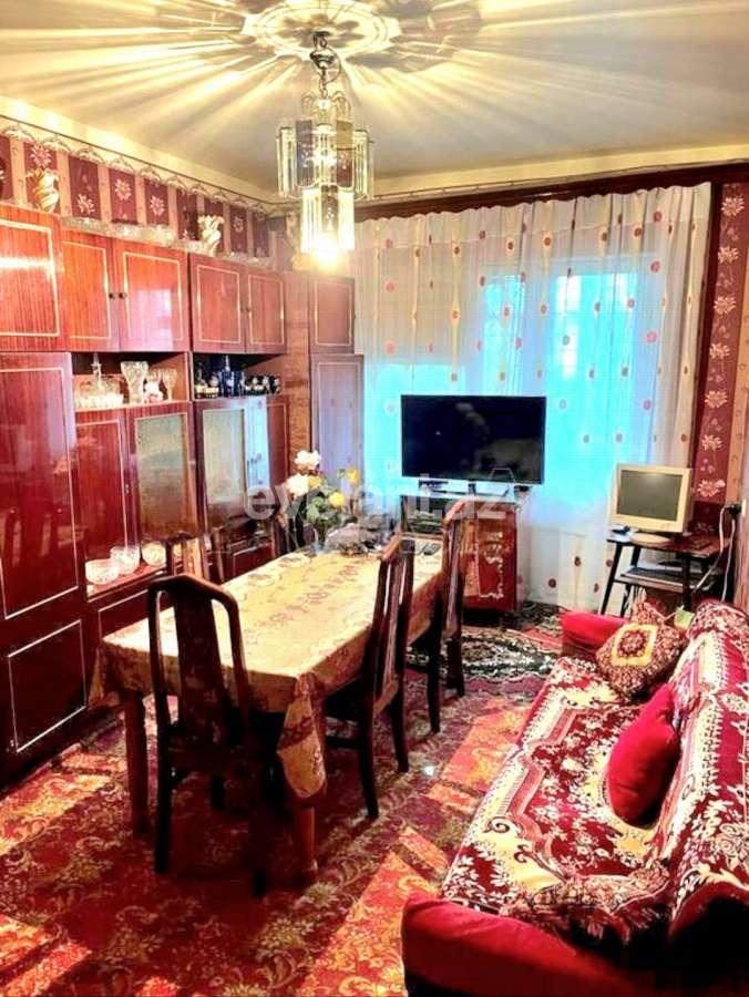 Продаётся, вторичка, 5-комнаты, 110 m², Баку, Низаминский r, Халглар Достлугу m.