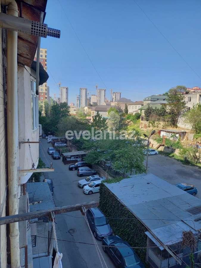 Sale, old building, 3 room, 78 m², Baku, Yasamal r, Yeni Yasamal d, Inshaatchilar m.
