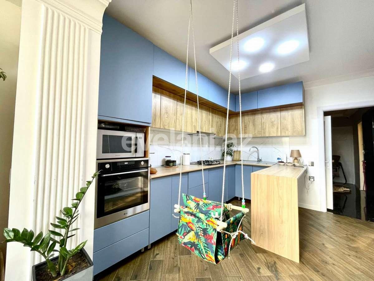 Satılır, köhnə tikili, 2 otaqlı, 55 m², Bakı, Nizami r, Xalqlar Dostluğu m.