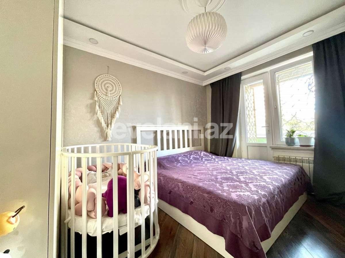 Satılır, köhnə tikili, 2 otaqlı, 55 m², Bakı, Nizami r, Xalqlar Dostluğu m.