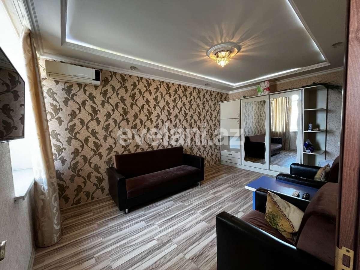 Kirayə verilir, köhnə tikili, 2 otaqlı, 44 m², Bakı, Səbail r, Sahil m.