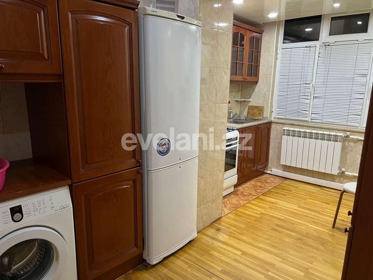 Rent, old building, 3 room, 82 m², Baku, Nasimi r.