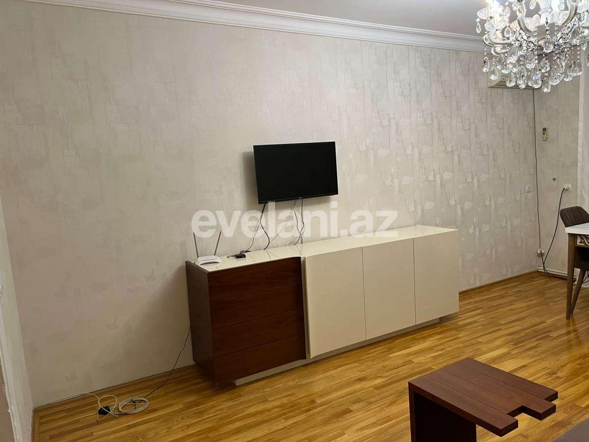 Rent, old building, 3 room, 82 m², Baku, Nasimi r.