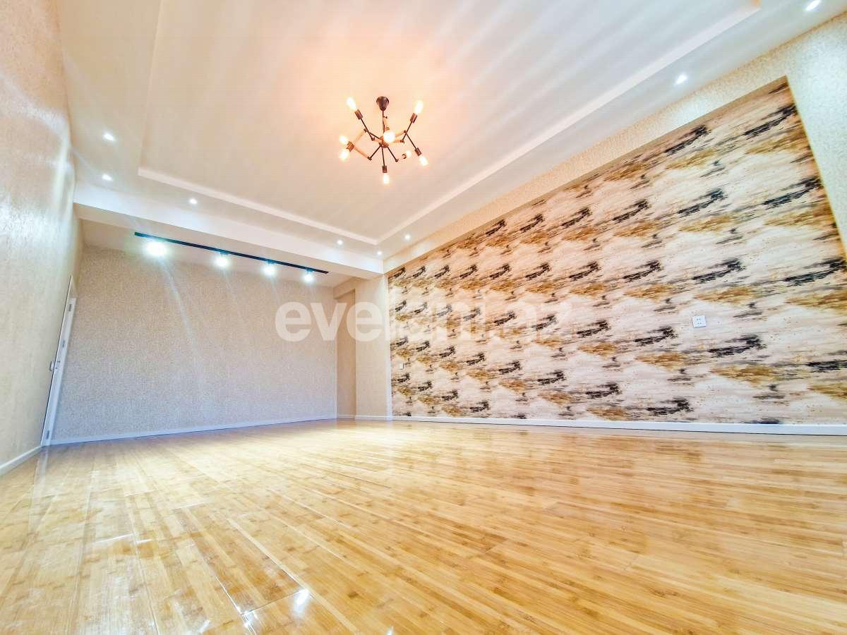 Satılır, yeni tikili, 3 otaqlı, 127 m², Bakı, Nizami r, Qara Qarayev m.