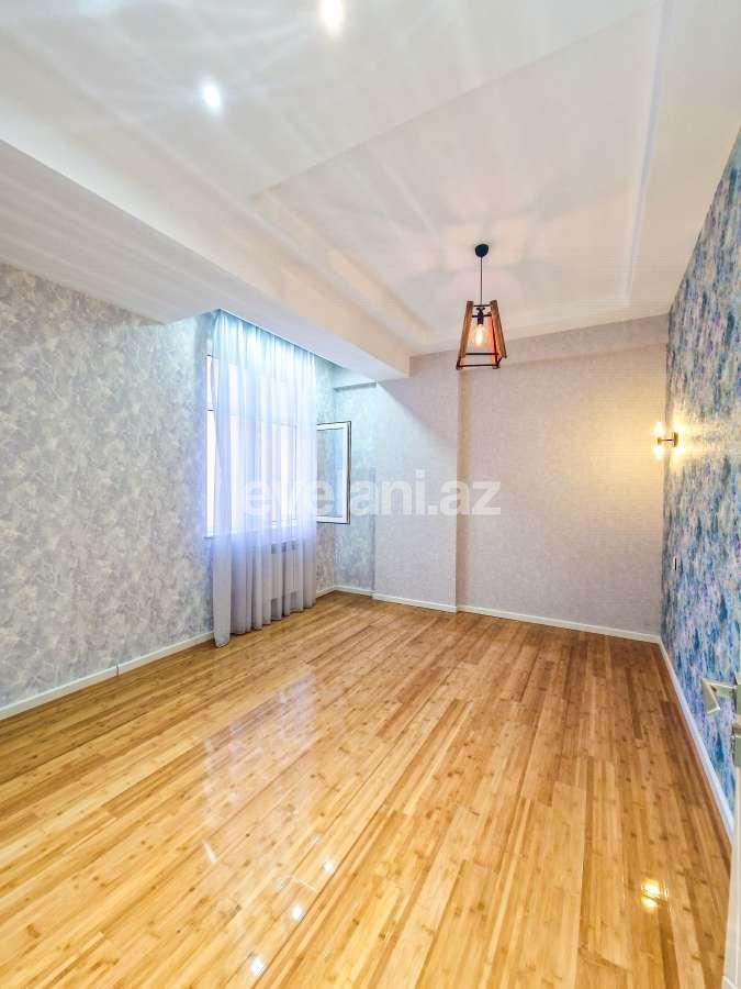 Satılır, yeni tikili, 3 otaqlı, 127 m², Bakı, Nizami r, Qara Qarayev m.