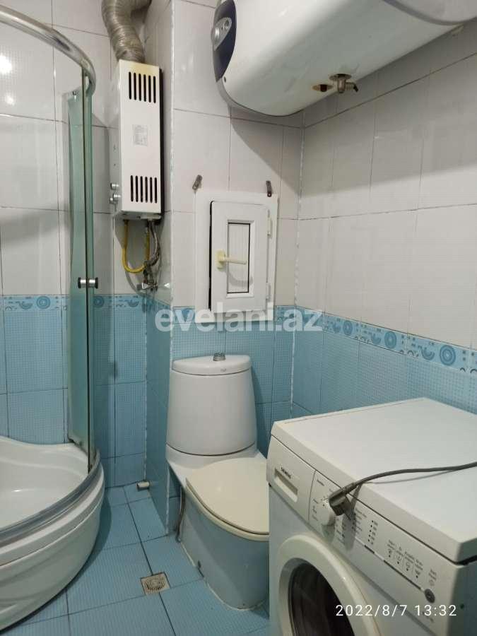 Satılır, köhnə tikili, 1 otaqlı, 45 m², Bakı, Binəqədi r, 8-ci mikrorayon q, Azadlıq prospekti m.