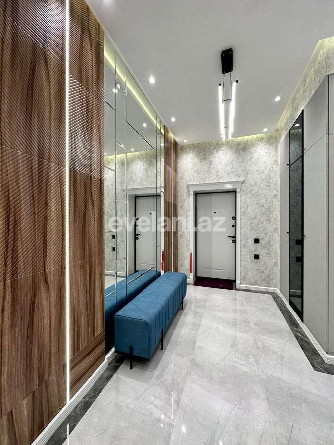 Satılır, yeni tikili, 4 otaqlı, 130 m², Bakı, Nizami r, Neftçilər m.