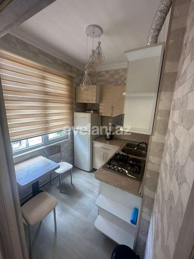 Kirayə verilir, köhnə tikili, 2 otaqlı, 45 m², Bakı, Nəsimi r.
