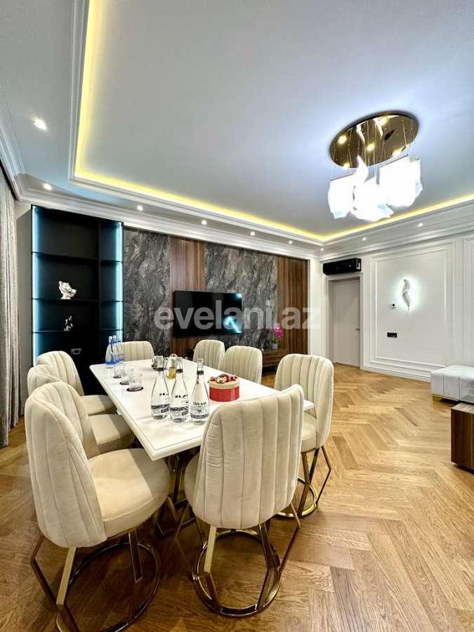 Satılır, yeni tikili, 4 otaqlı, 207 m², Bakı, Nəsimi r, 28 may m.