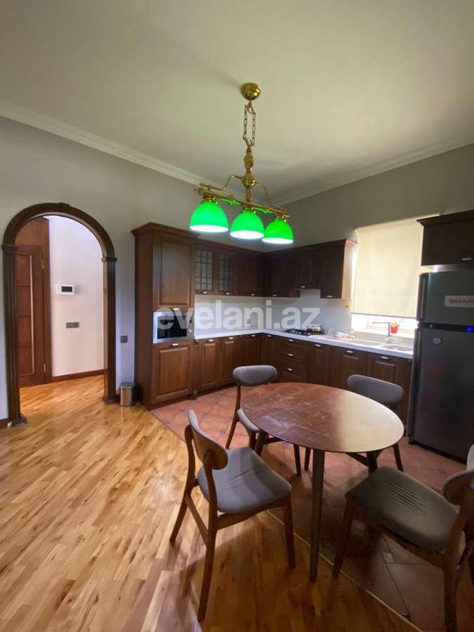 Kirayə verilir, köhnə tikili, 2 otaqlı, 66 m², Bakı, Səbail r, Sahil m.