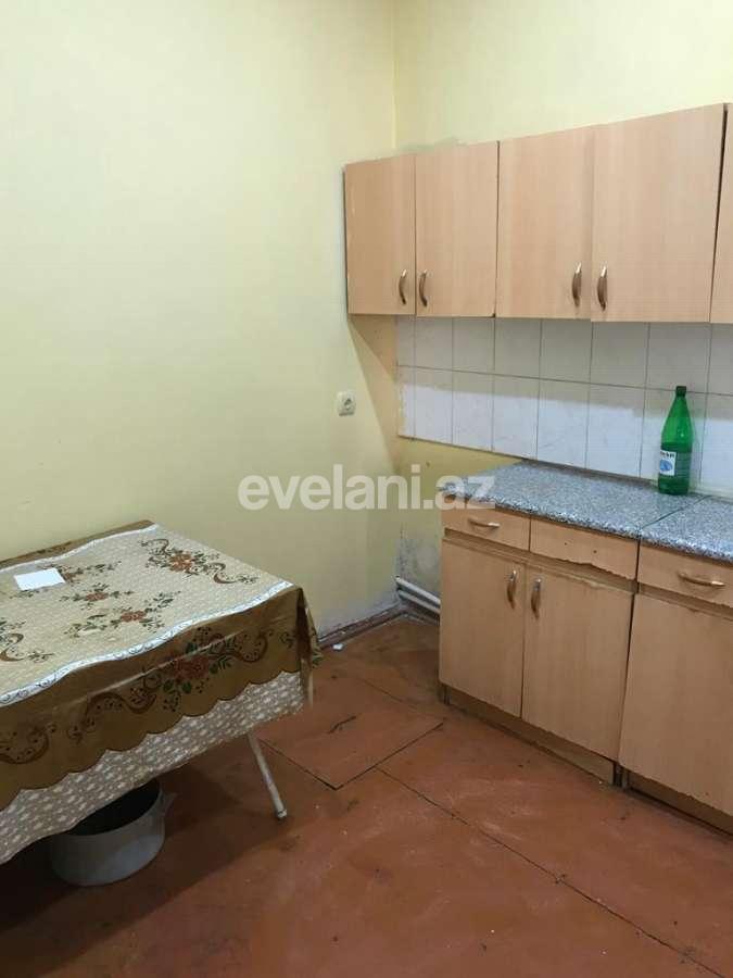 Satılır, həyət evi / bağ, 4 otaqlı, 120 m², Bakı, Yasamal r, Yeni Yasamal q, İnşaatçılar m.