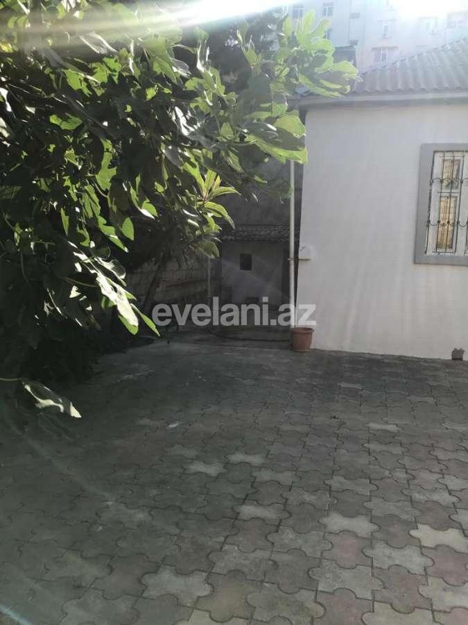Satılır, həyət evi / bağ, 4 otaqlı, 120 m², Bakı, Yasamal r, Yeni Yasamal q, İnşaatçılar m.