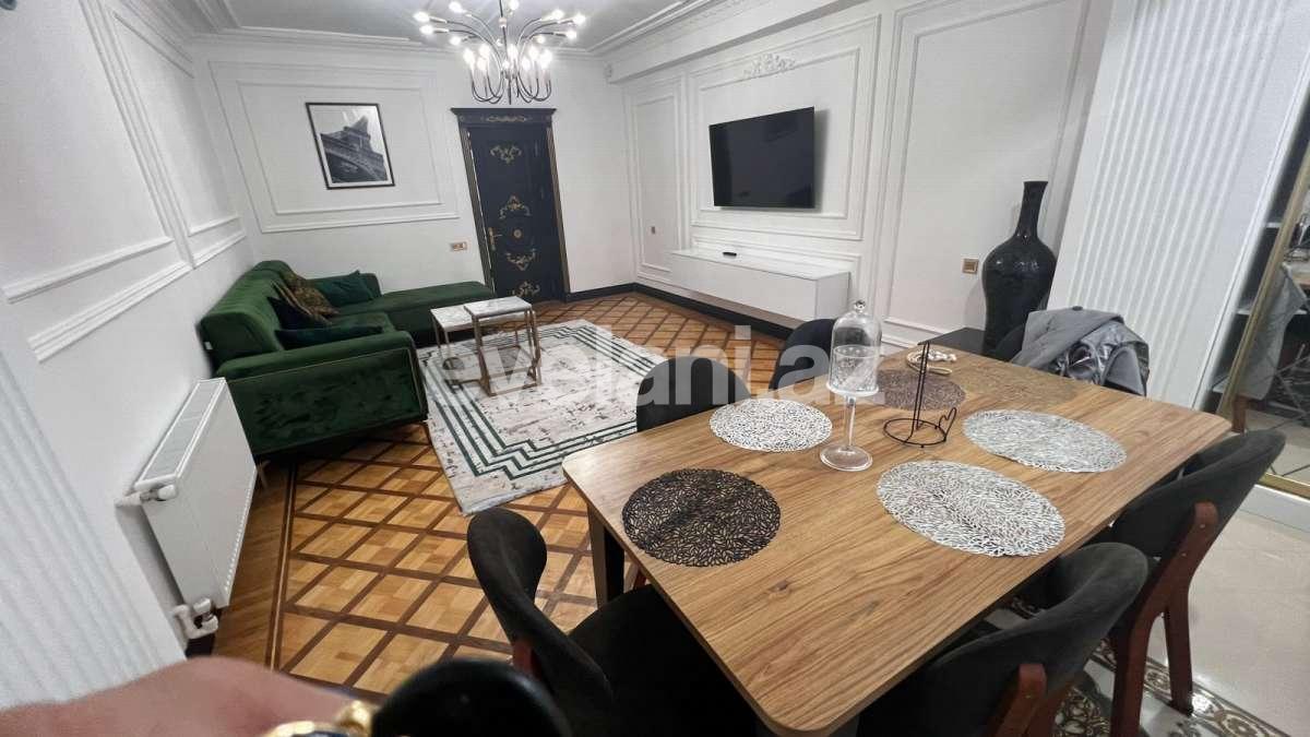 Rent, old building, 3 room, 75 m², Baku, Nasimi r, 20 yanvar m.
