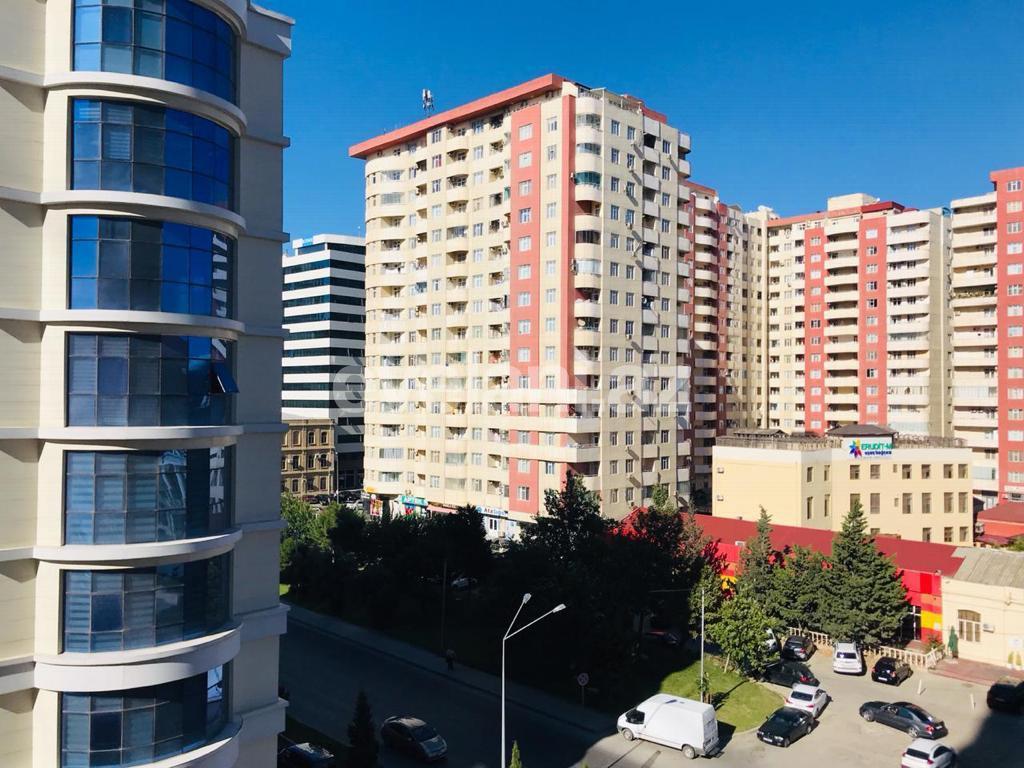 Satılır, yeni tikili, 3 otaqlı, 160 m², Bakı, Nəsimi r, 2-ci mikrorayon q, Memar Əcəmi m.