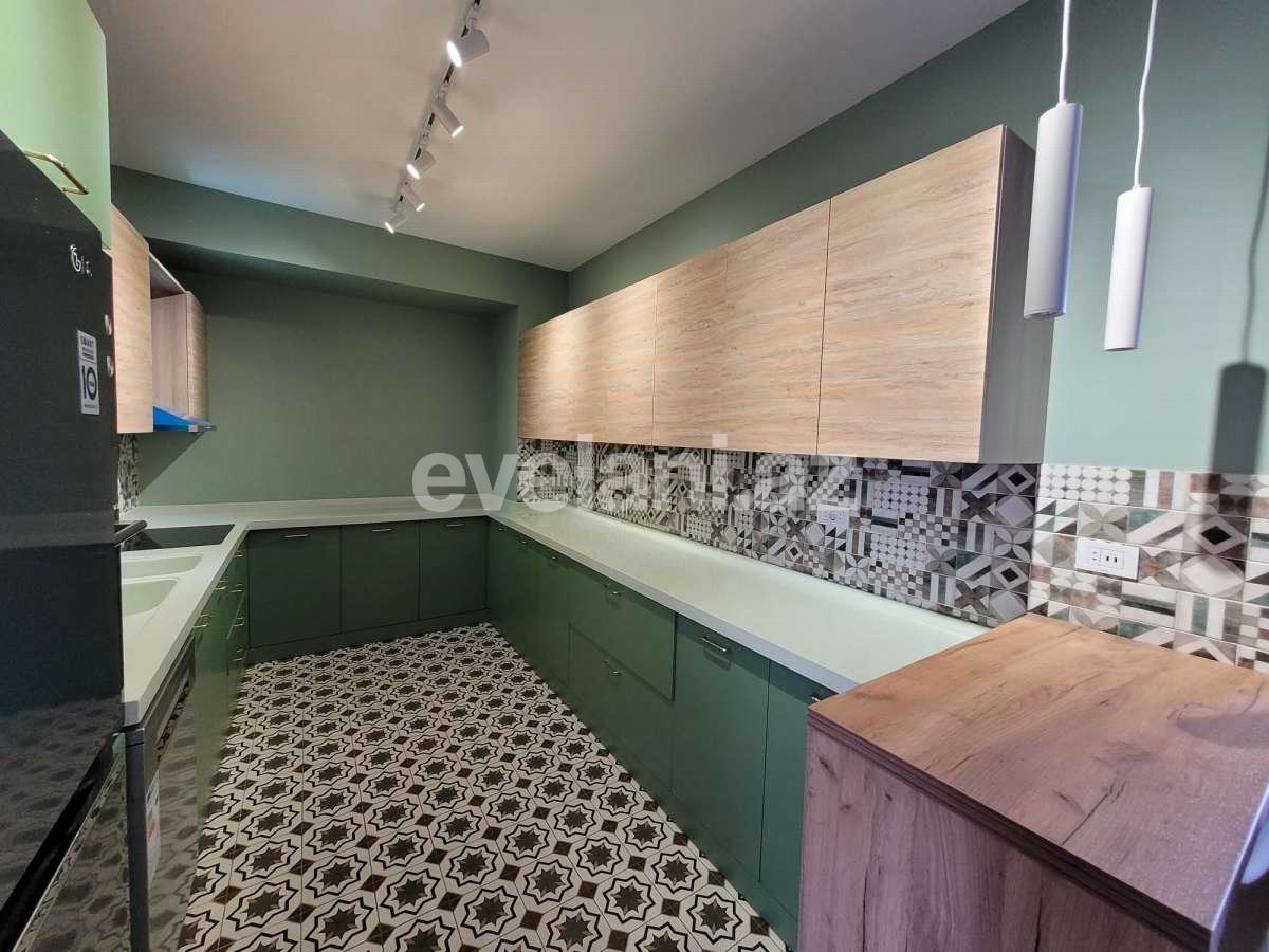 Kirayə verilir, yeni tikili, 4 otaqlı, 168 m², Bakı, Nəsimi r, 8 Noyabr m.