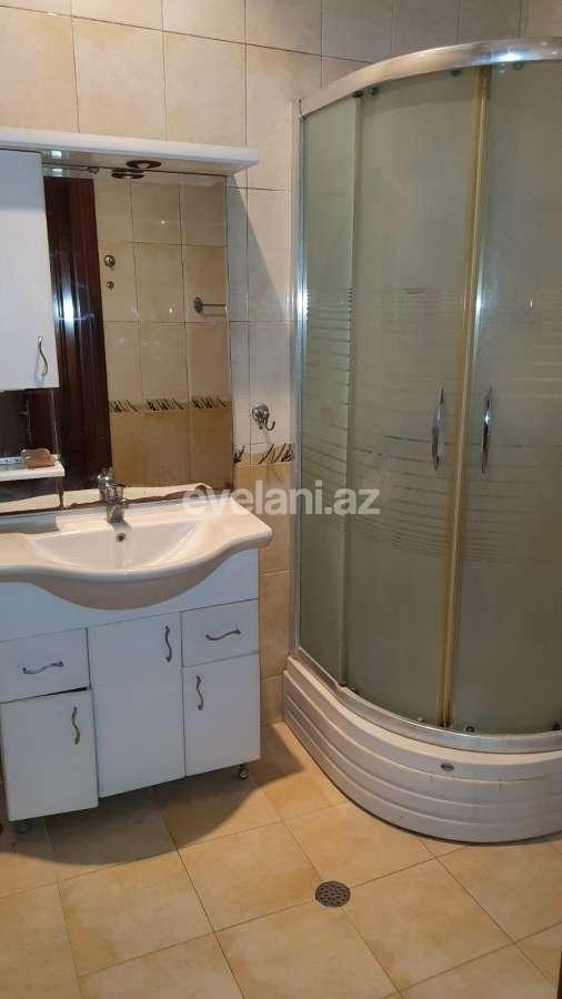 Sale, old building, 2 room, 79 m², Baku, Yasamal r, Elmlar Akademiyası m.