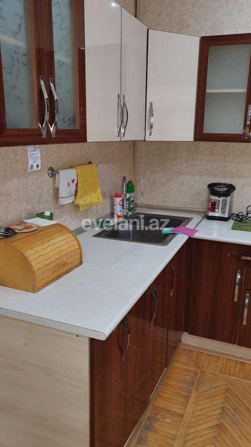 Sale, old building, 2 room, 79 m², Baku, Yasamal r, Elmlar Akademiyası m.
