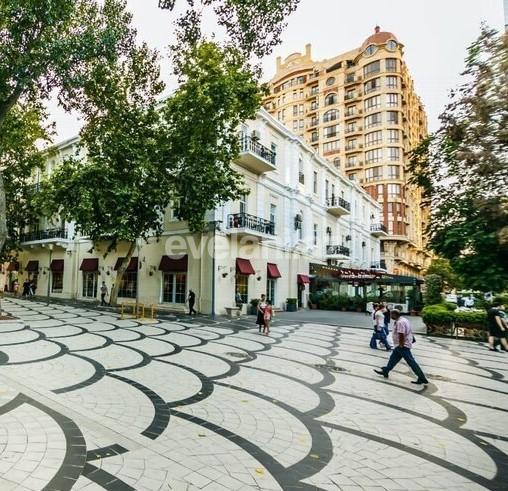 Kirayə verilir, yeni tikili, 5 otaqlı, 220 m², Bakı, Səbail r, Sahil m.