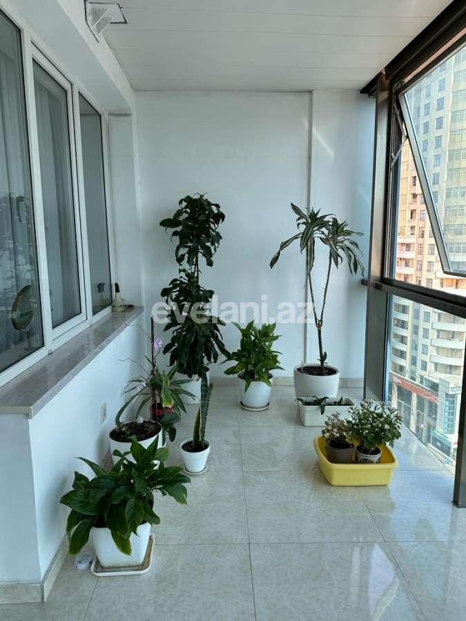 Satılır, köhnə tikili, 3 otaqlı, 85 m², Bakı, Yasamal r, Nizami m.