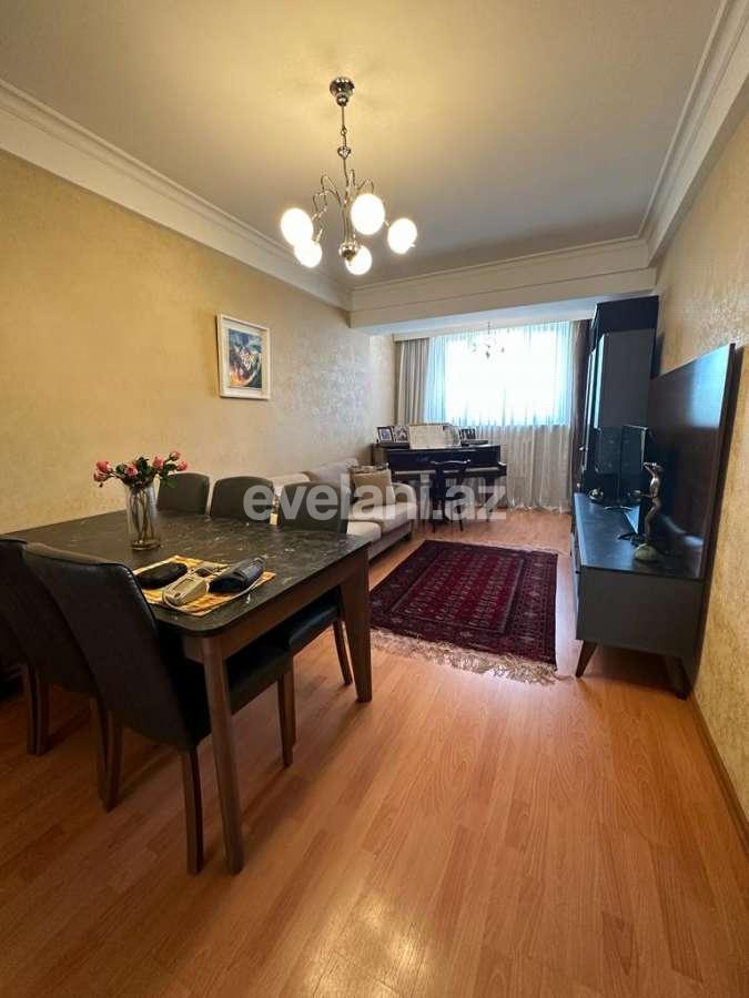 Satılır, köhnə tikili, 3 otaqlı, 85 m², Bakı, Yasamal r, Nizami m.